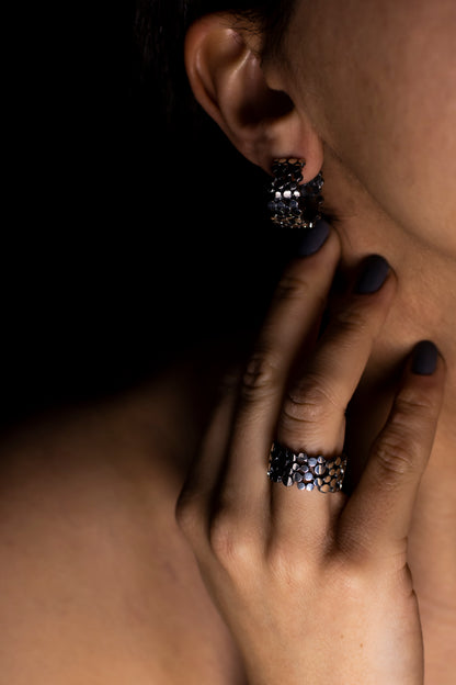 Handmade Sterling Silver Dotted Band Ring: Modern Geometric Jewelry