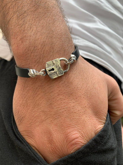 “Lock and Key” Paired Bracelets for Lovers