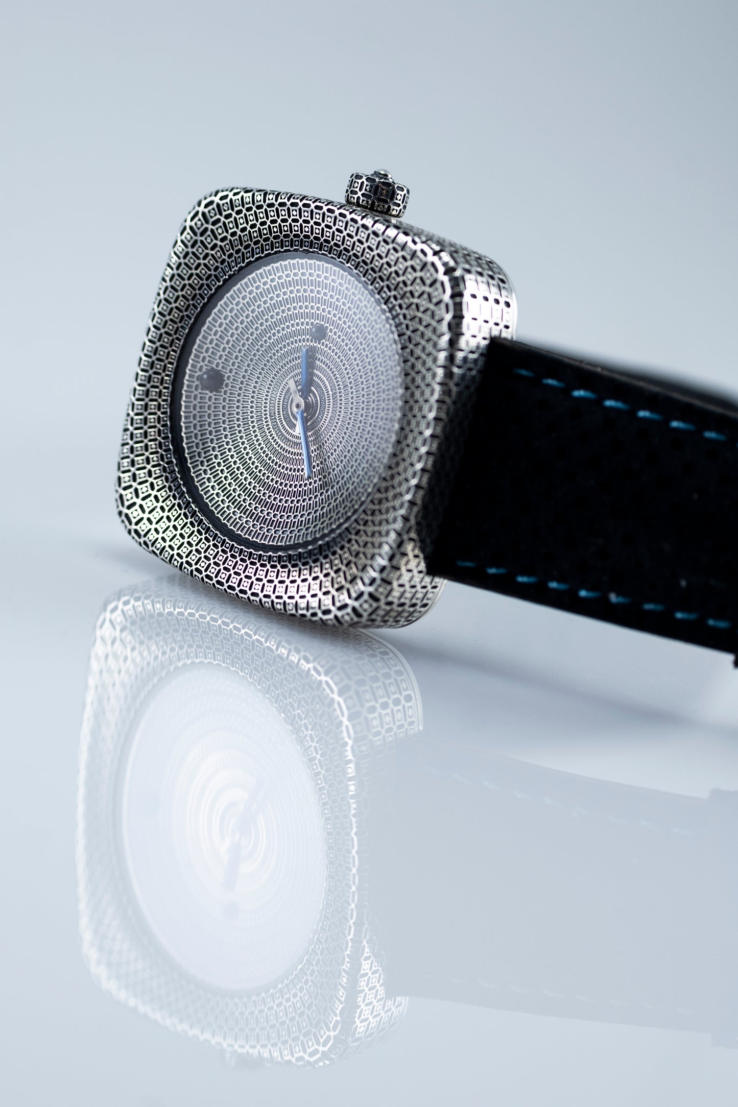 Astronomical wristwatch made of 925 sterling silver.